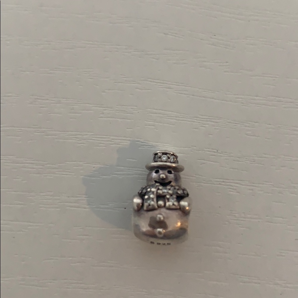 Pandora- snowman charm